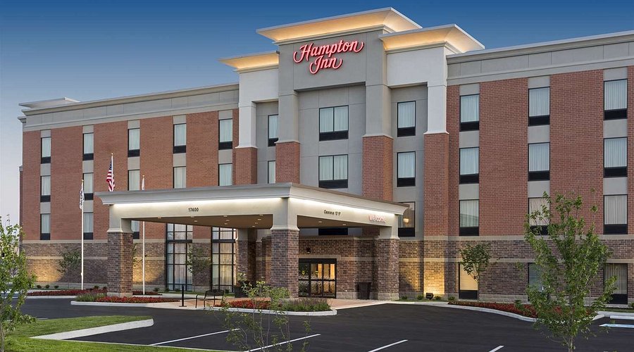 Hampton Inn Westfield - Lightning Limo hotel transportation